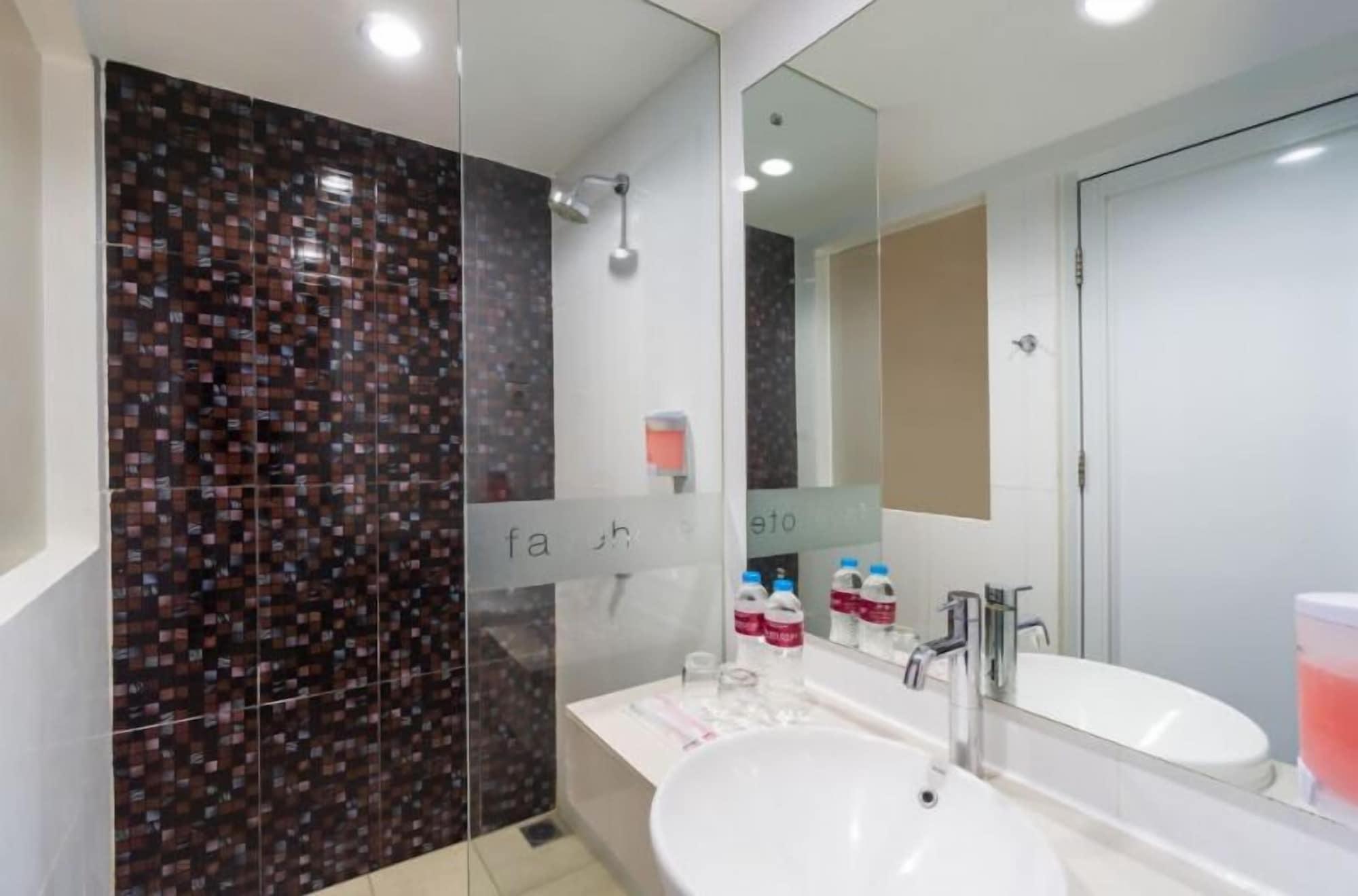 Favehotel Kelapa Gading Джакарта Екстериор снимка