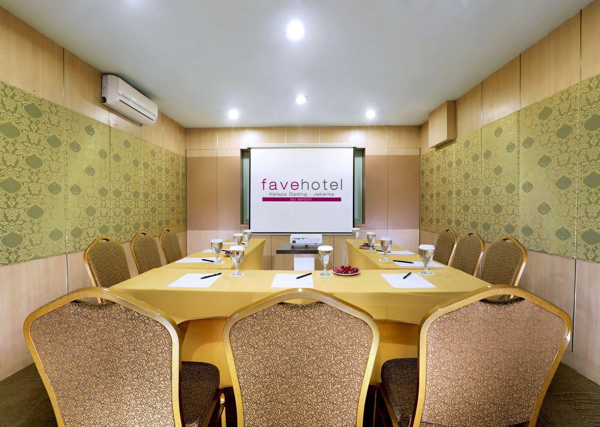 Favehotel Kelapa Gading Джакарта Екстериор снимка