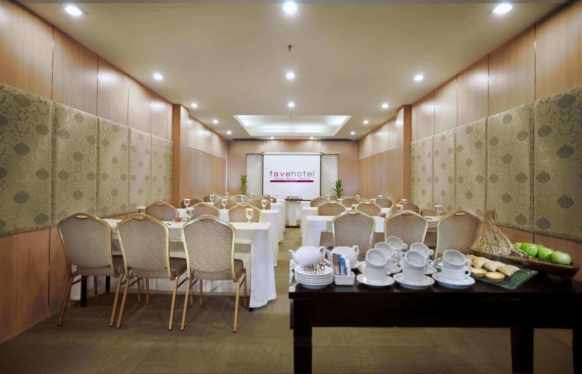 Favehotel Kelapa Gading Джакарта Екстериор снимка